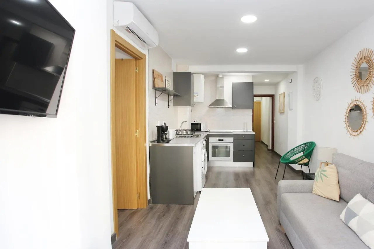 Apartamento En Calle Mendoza - Zona Huelin & 300 Mts De La Playa Apartment Malaga