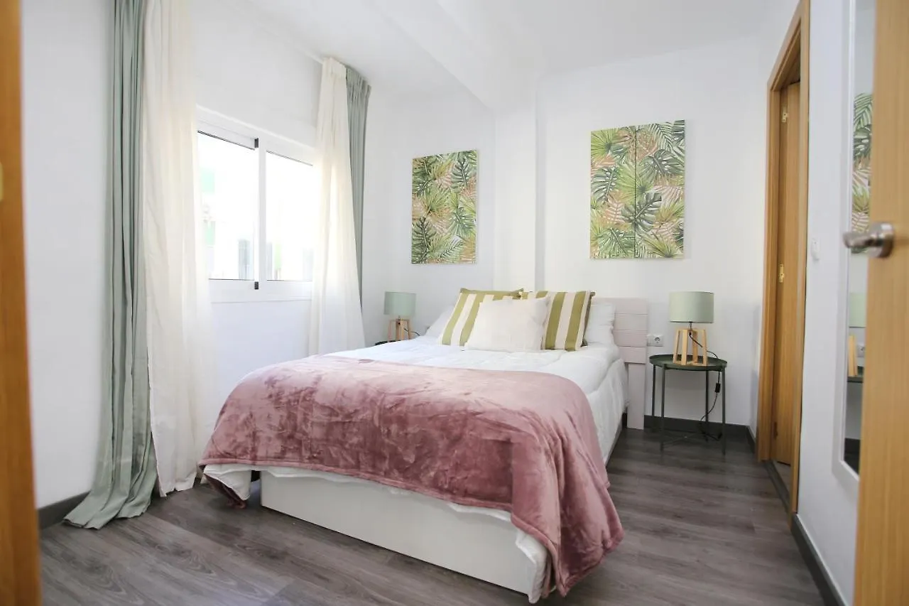 Apartamento En Calle Mendoza - Zona Huelin & 300 Mts De La Playa Apartment Malaga