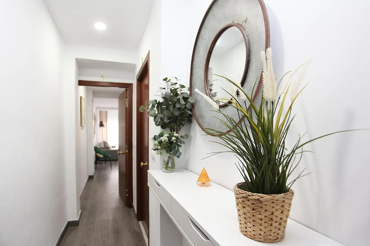 Apartamento En Calle Mendoza - Zona Huelin & 300 Mts De La Playa Apartment Malaga 0*,  Spain
